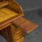 Kleiner edwardianischer Schreibtisch aus Nussholz mit Rolltür 11