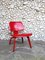 Poltrona LCW rossa di Charles & Ray Eames per Herman Miller / Evans Products Company, 1948, Immagine 3