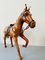 Figura de caballo de cuero con montura, Imagen 3