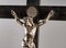Kreuz mit Jesus Christus, Metall und Holz 10
