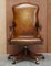 Fauteuil Captains Director Vintage en Cuir Marron avec Cadre en Chêne 2