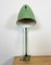 Industrielle grüne Tischlampe, 1960er 8