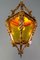 Lanterna in legno intagliato a mano e vetro giallo, Immagine 4