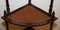 Tavolo Whatnot in stile vittoriano in legno massiccio e pelle marrone, Immagine 6