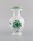 Grüne Vintage Chinesische Vintage Vasen aus handbemaltem Porzellan von Herend, 3er Set 3