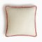 HAPPY PILLOW en blanco roto con flecos rosas de Lorenza Briola para LO DECOR, Imagen 1