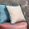 HAPPY PILLOW Blanc avec Franges Bleu Clair par Lorenza Briola pour LO DECOR 2