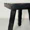 Rustikale italienische Mid-Century dreibeinige Holzhocker mit geschnitztem Rand, 1960er, 2er Set 8