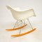 Fiberglas Schaukelstuhl von Charles Eames für Modernica 8