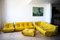 Set da salotto in pelle gialla di Michel Ducaroy per Ligne Roset, anni '70, set di 5, Immagine 1