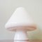 Opalglas Mushroom Tischlampe von Venini, 1960er 8