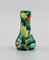 Französische Art Deco Vase mit Handbemalten Blumen auf Grünem Hintergrund 2
