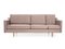 Beige Sofa im skandinavischen Design 1