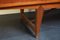 Hohes Teak Sideboard mit Schiebetüren, 1960er 7