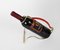 Italienischer Mid-Century Weinausgießer aus vergoldetem Messing & rotem Kunststoff, 1960er 2