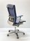 Chaise de Bureau Life en Aluminium et Cuir Bleu par Formway Design pour Knoll 7
