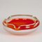 Bol ou Cendrier Mid-Century en Verre de Murano Orange et Blanc, Italie, 1960s 4