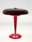 Lámpara de mesa italiana Mid-Century de aluminio rojo y latón de Oscar Torlasco, años 50, Imagen 12