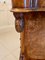 Silla Davenport victoriana antigua de madera nudosa de nogal, Imagen 10