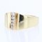 Moderner Ring aus 14 Karat Gelbgold mit Diamanten 6