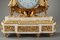 Uhr aus vergoldeter Bronze und weißem Marmor im Louis XVI-Stil 15