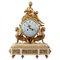 Reloj de mármol blanco y bronce dorado de estilo Luis XVI, Imagen 1