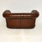 Antikes 2-Sitzer Chesterfield Ledersofa 10