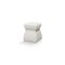 Pouf Cusi con manico in mohair bianco di KABINET, Immagine 2