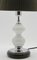 Niederländische Opalglas Tischlampe mit Kugelstiel und Chrom Details und weißem schwarzem Fuß 5