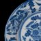 Grand Plat Bleu et Blanc avec Vase Fleur en Delft, 1600s 8