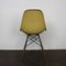 Hellgraue / ockerfarbene DSW Beistellstühle von Eames für Herman Miller 40