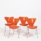 Orangefarbene Series 7 Esszimmerstühle aus Leder von Arne Jacobsen für Fritz Hansen, 4er Set 3