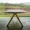 Tavolo 360 grande B in alluminio laminato con gambe in legno di Konstantin Grcic, Immagine 4