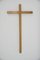 Crucifijo alemán minimalista grande de Walnut & Brass, años 60, Imagen 1