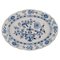 Very Large Antique Hand-Painted Porcelain Blue Onion Serving Dish from Meissen, Image 1