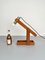 Lampada da tavolo regolabile in legno e ottone, Italia, anni '60, Immagine 18