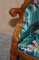 Butaca italiana vintage de nogal tallado con tapicería Birds of Paradise, Imagen 7