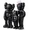 Kaws, Familienfiguren, Schwarze Version, 2021, Bemaltes Guss-Vinyl 1