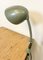Grüne industrielle Bakelit Schwanenhals Tischlampe, 1960er 13