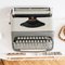Máquina de escribir Travel Qwertz de Consul, Czechoslovakia, años 60, Imagen 5
