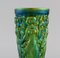 Zsolnay Vase aus glasierter Keramik mit Frauen, die Trauben pflücken 4
