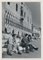 Erich Andres, Venedig: Männer sitzen am Markusplatz, Italien, 1950er, Schwarz-Weiß-Fotografie 1