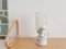 Französische rustikale Tischlampe aus weißem Porzellan & Glas, 1950er 5