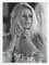 Brigitte Bardot con fiore, 1968, carta fotografica, Incorniciato, Immagine 2