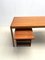 Skandinavischer Mid-Century Schreibtisch aus Holz mit Schubladen, 1960er 9