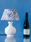 Lámpara de mesa estilo Hamptons hecha a mano de Royal Delft vintage en blanco Vase Georgica, Imagen 4