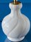 Lampada da tavolo in stile Hamptons fatta a mano di Royal Delft White Vase Georgica, Immagine 5