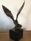 Estatua de paloma voladora Art Déco de bronce de Coenrad, the Netherlands, años 30, Imagen 3
