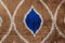 Fundas de cojín Ikat de seda uzbeka en azul y marrón. Juego de 2, Imagen 4