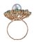Anillo de diamantes, esmeralda, perla blanca y oro rosa, Imagen 4